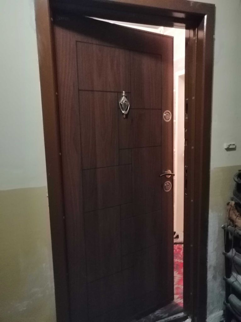 Продава се Едностаен апартамент в Петрич - 40 кв.м за 880 €/кв.м - Снимка #2
