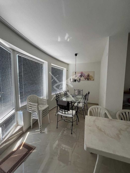 Продава се Тристаен апартамент в Бургас, Сарафово - 250 кв.м за 920 €/кв.м - Снимка #4
