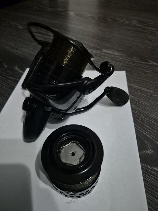 Vand mulineta okuma custom black 5500 cu tot cu fir 0.25 shimano