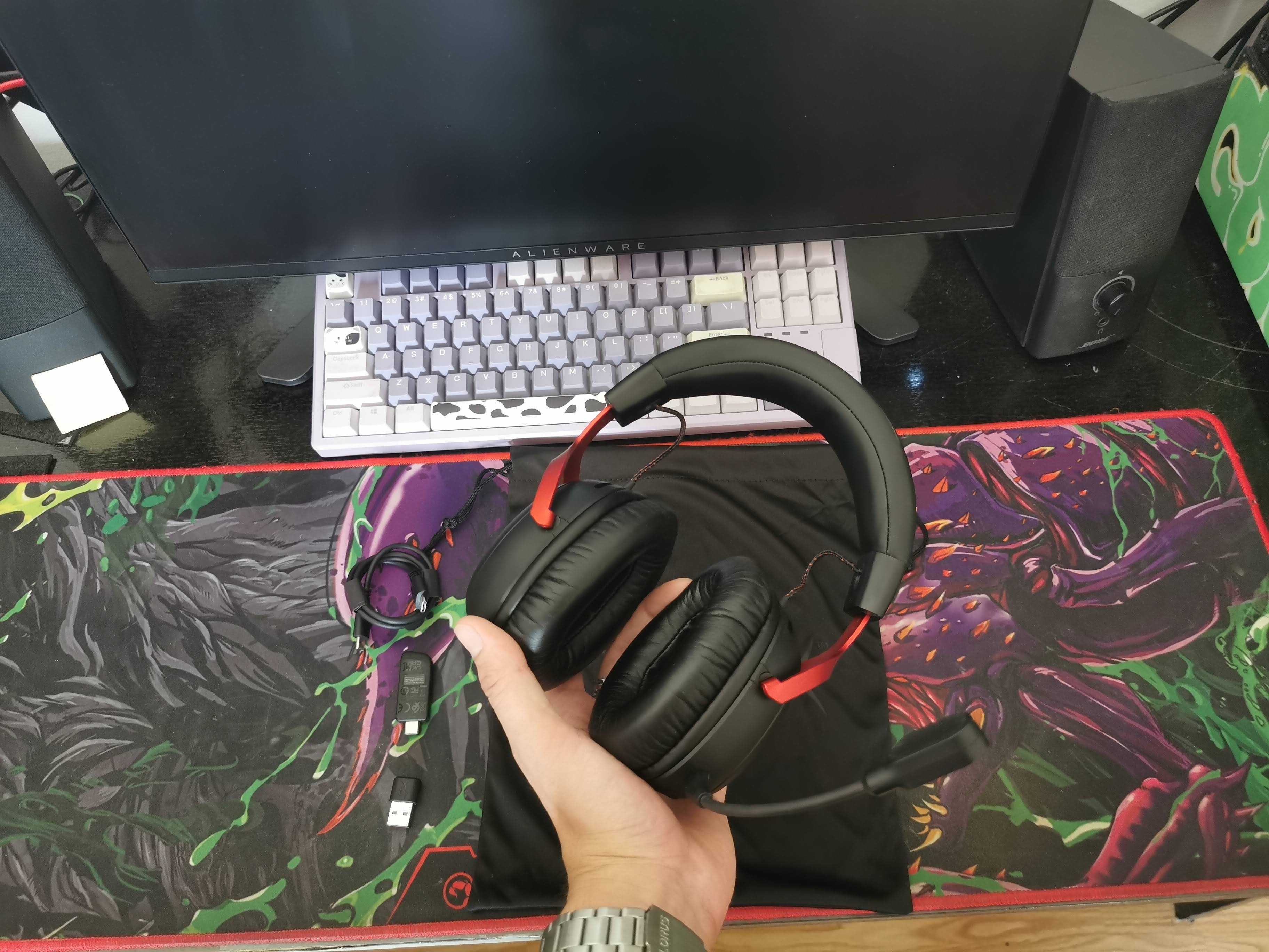 HyperX Cloud III Wireless - Отлични, 120 часа батерия!