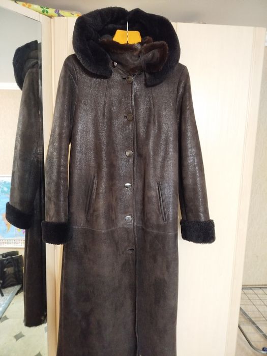 Продам женскую дубленку