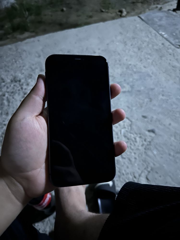 Iphone 11 black 64.