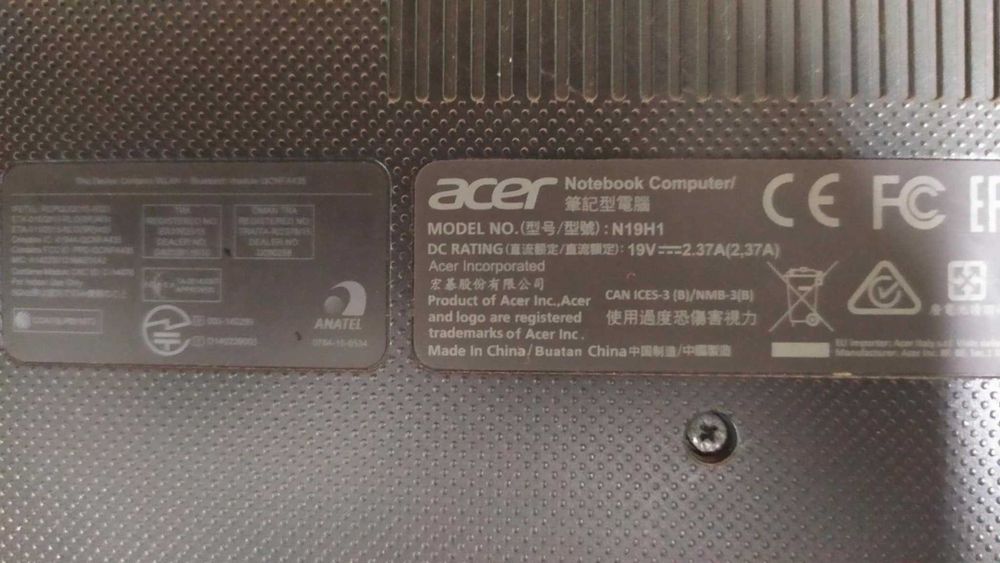 СУПЕР Тънък Лаптоп Acer