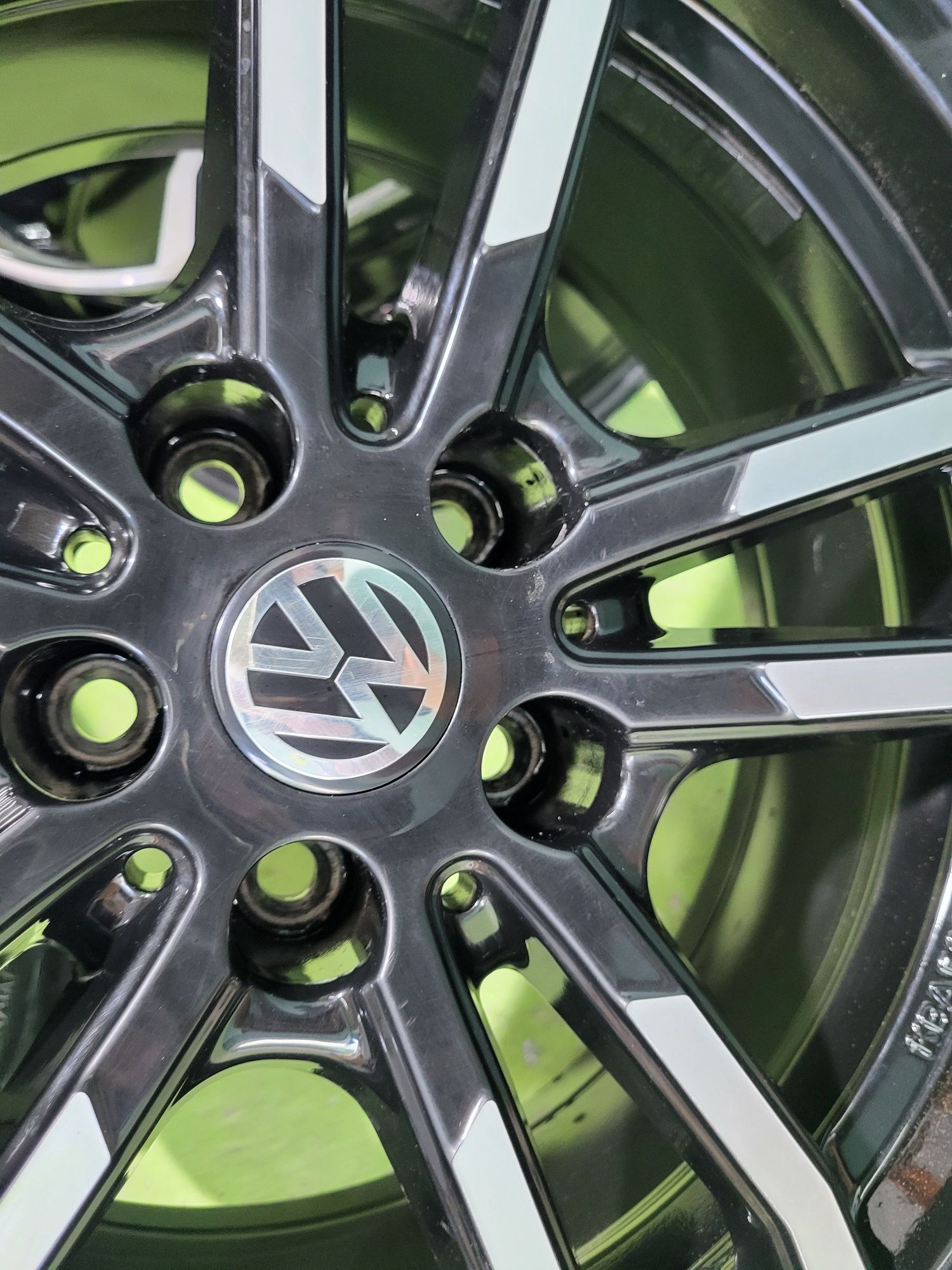 17 5x112 Vw Tiguan Passat Touran Caddy Audi A4 A5 A6 Skoda 5х112