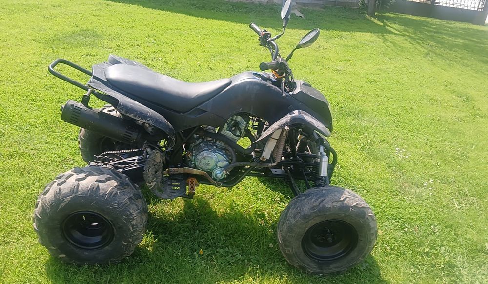Vând ATV    Din Italia