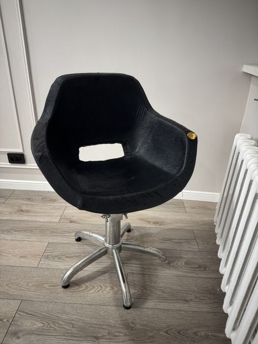 Кресло для парикмахеров