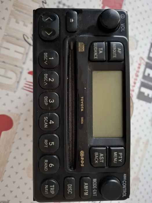 Оригинално CD радио за Toyota RAV4