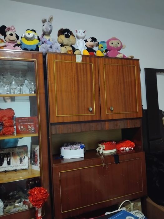 Vând apartament 3 camere