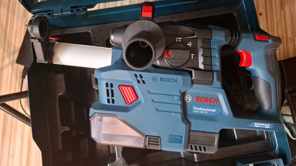 Bosch GBH 18v-22 + L-BOXX 236 + Aspirator GDE 18V-12