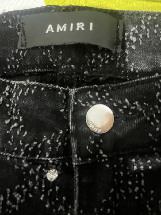 vand blugi amiri cu crystale