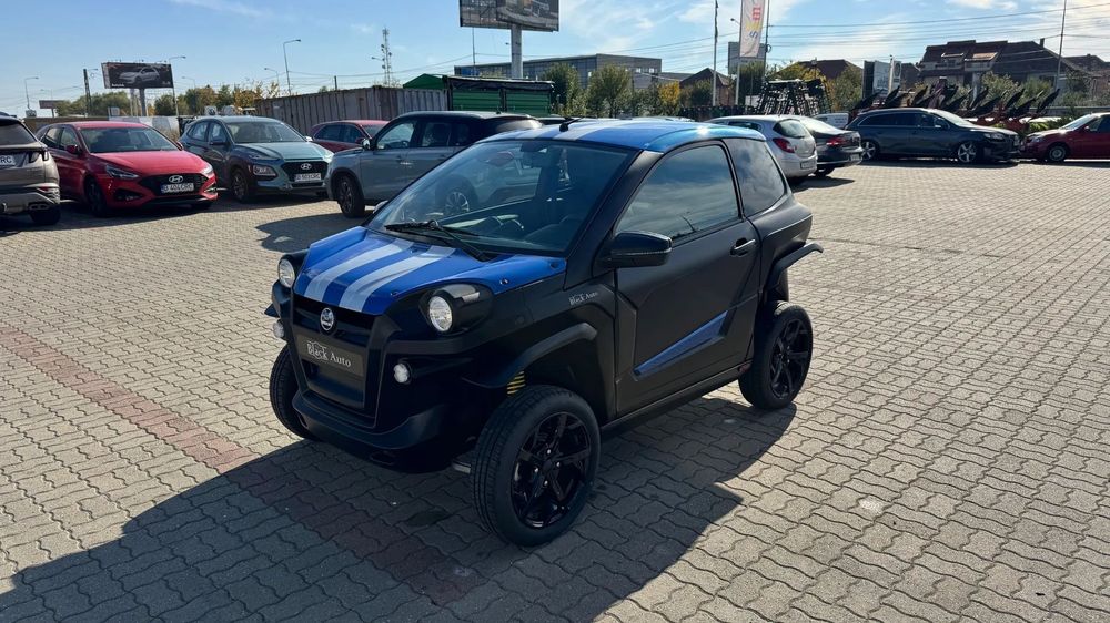 Aixam City Garantie . TVA . 100% electric . Se conduce de la 16 ani!