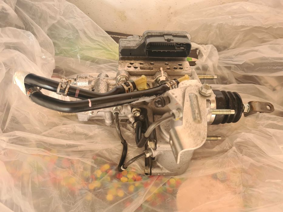 ABS модул Тойота приус