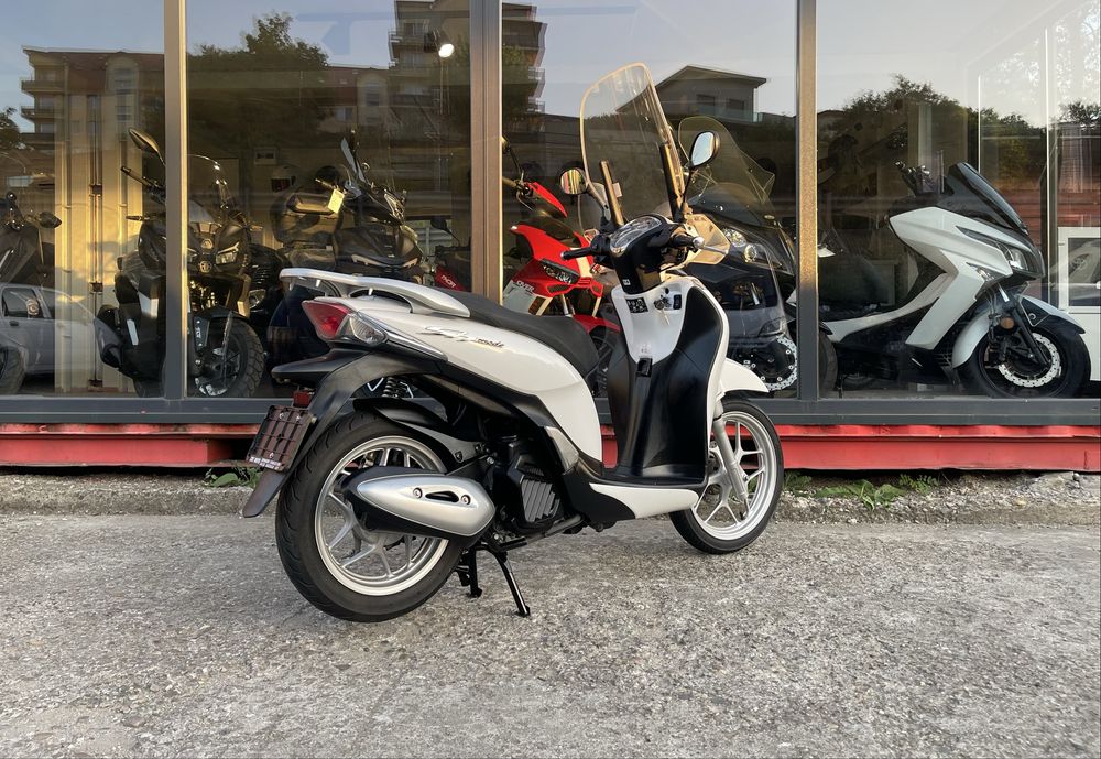 Scuter Honda Sh Mode 125 cc