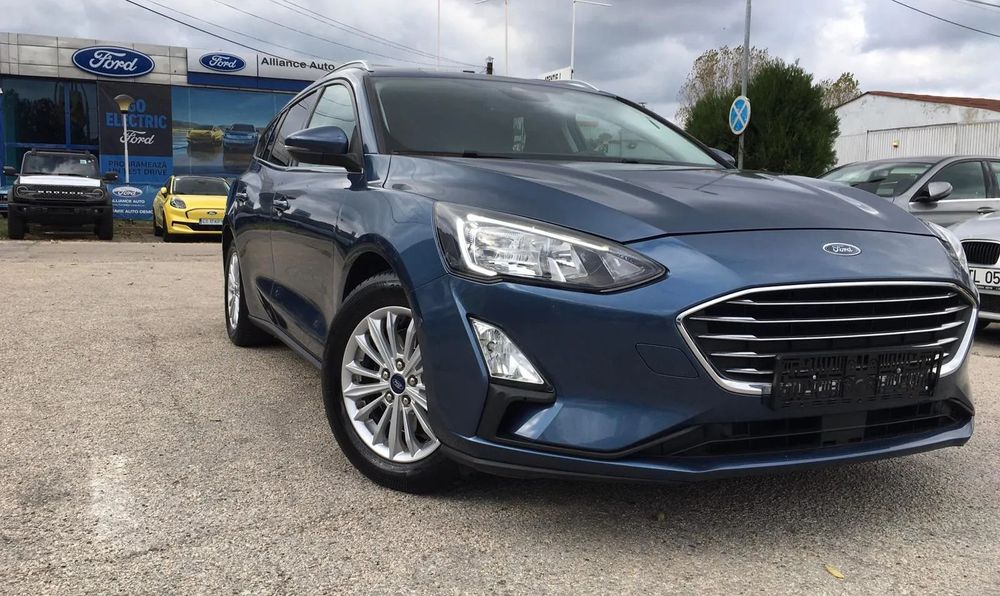 Ford Focus UnicPr/Distronic/SelfPark/VolanScauneIncalzite/Camera/