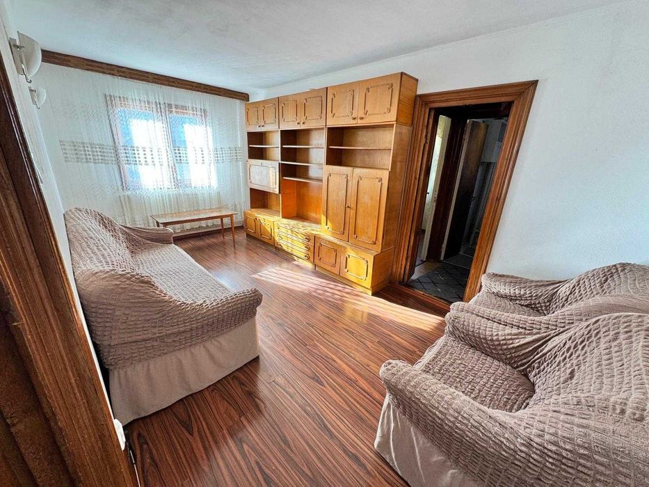Apartament de închiriat