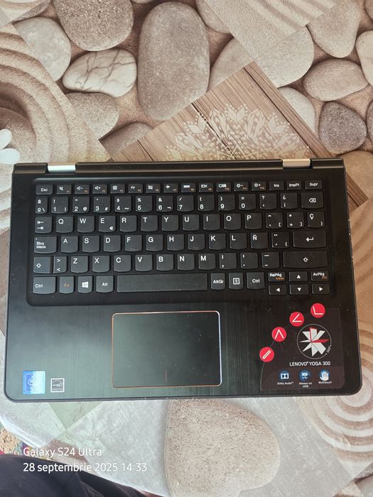 Lenovo 300 Yoga chromebook