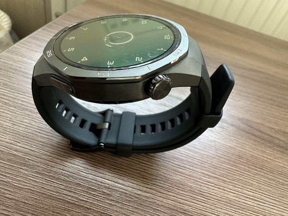 Смарт - часы Huawei watch gt 5 Pro