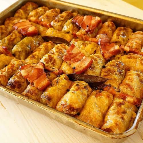 Mâncare gătită pentru masa de Crăciun