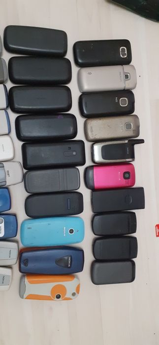 Nokia cu taste functionale