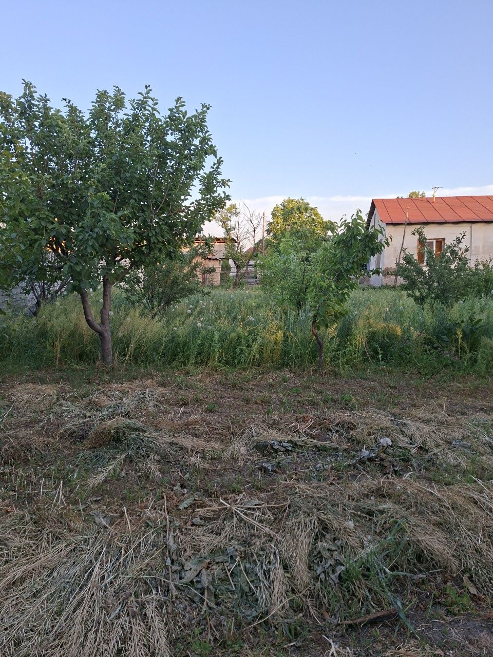 Арик буйи, бахаво жойдан 8.40 соток ер  сотувда. Кибрай,Байткургон