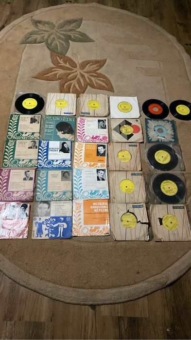 Discuri de  vinil in  limba maghiară