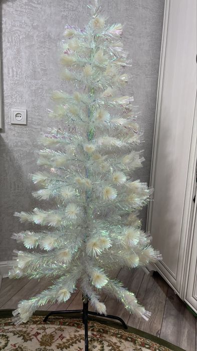 Ёлка сатылады жақсы жағдайда