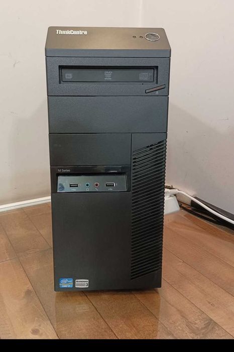 Продава се компютър Леново