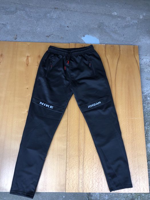 Дълги екипи и дънки