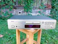 Compact disc  DENON  DCD 755AR impecabil, ca nou (raritate)