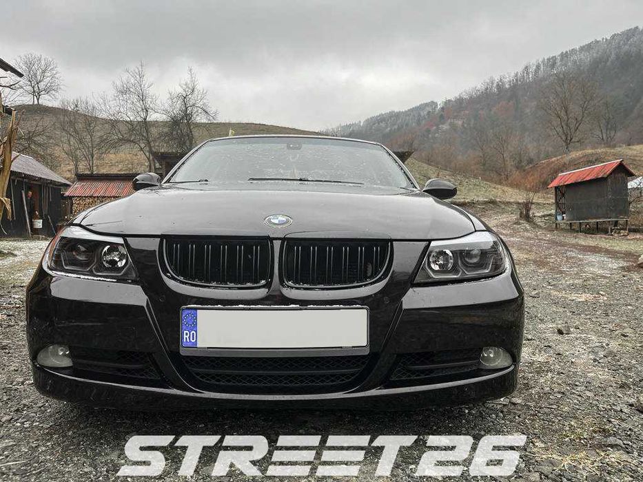 Faruri 3D LED Angel Eyes BMW Seria 3 E90 E91 Sedan Touring (2005-2011)