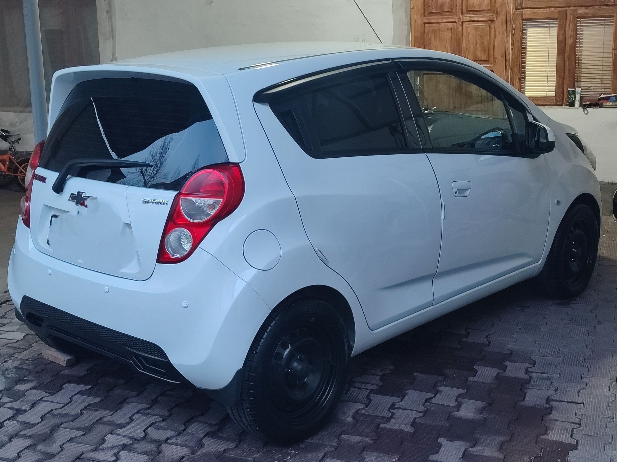 Продам Спарк 2019 Optima Plus Механика