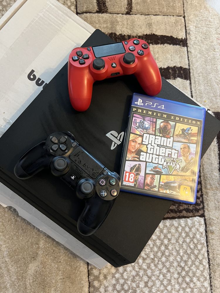 Ps4 pro plus 2 Controllere