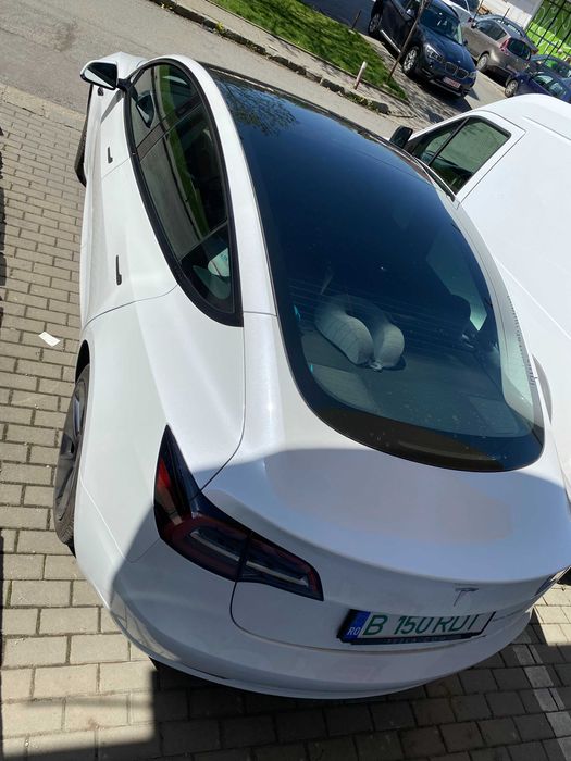 Preluare leasing Tesla Model 3 Long Range, accept si schimburi