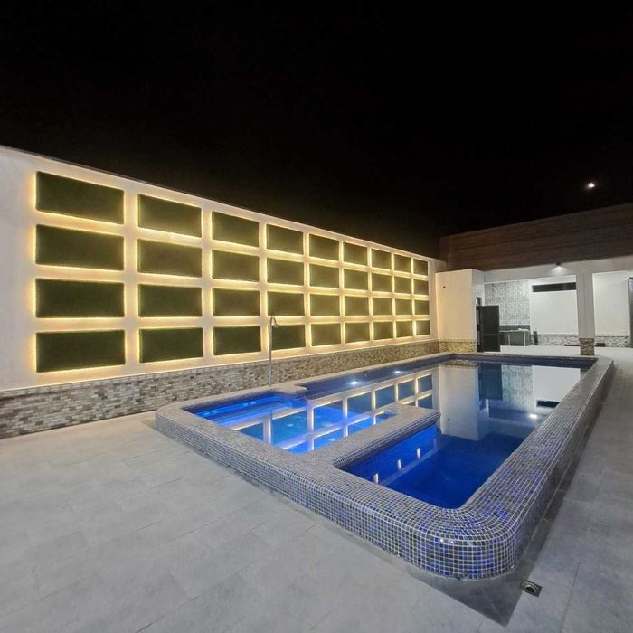 Продаётся Дача Бостанлык 4 сот 400 кв/м цена 270 тыс. торг. на месте