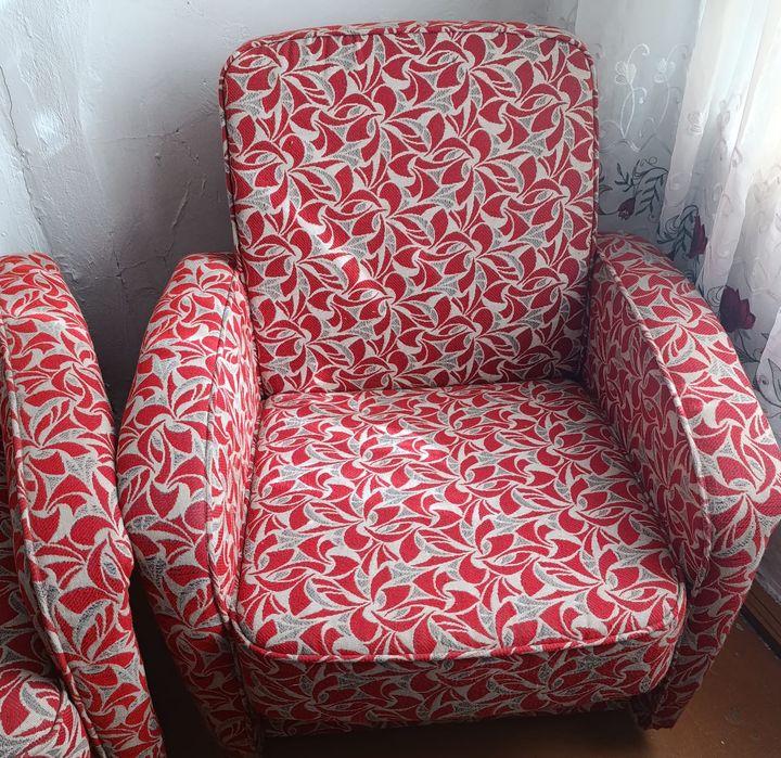 Срочно Продам мягкий уголок для зала/гостинной,, Советское качество