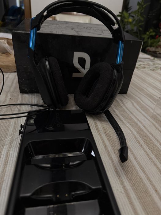 Геймърски слушалки Astro