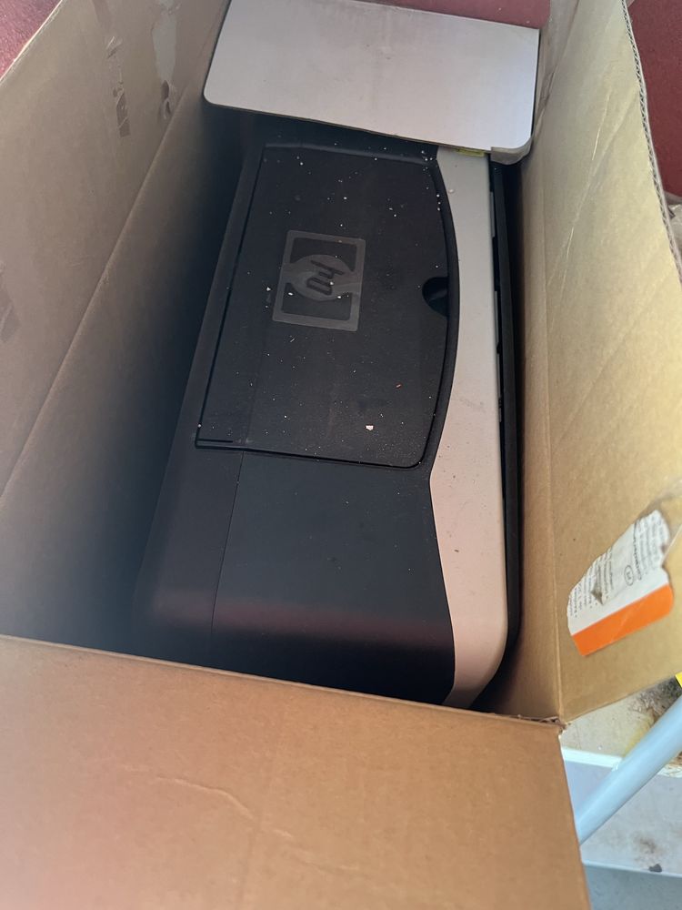 Подарявам принтер 2бр HP Deskjet F2187