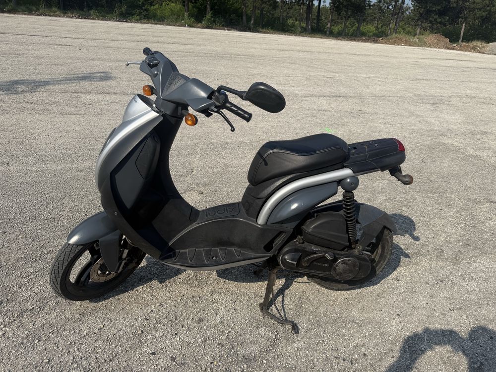Скутер Peugeot Ludix