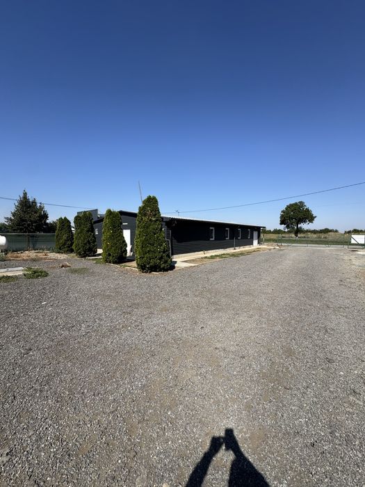 Inchiriez birouri + hala depozitare