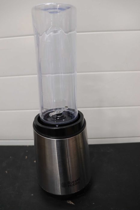 Блендер Russell Hobbs 23472, контейнер 600ml, 300W, неръждаема стомана