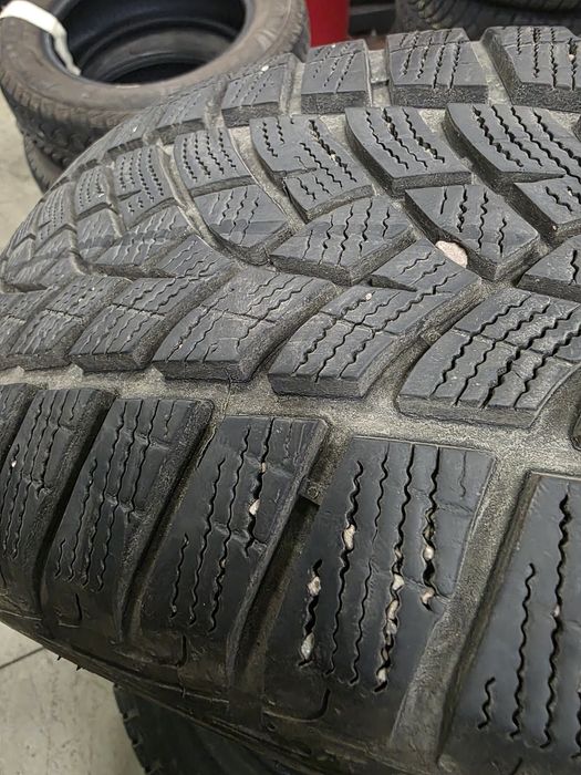 Зимни гуми Goodyear UltraGrip Performance+  215/55R17
215/55R17