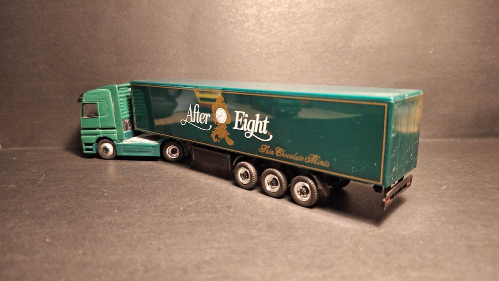 Камиончетa модели 1/87