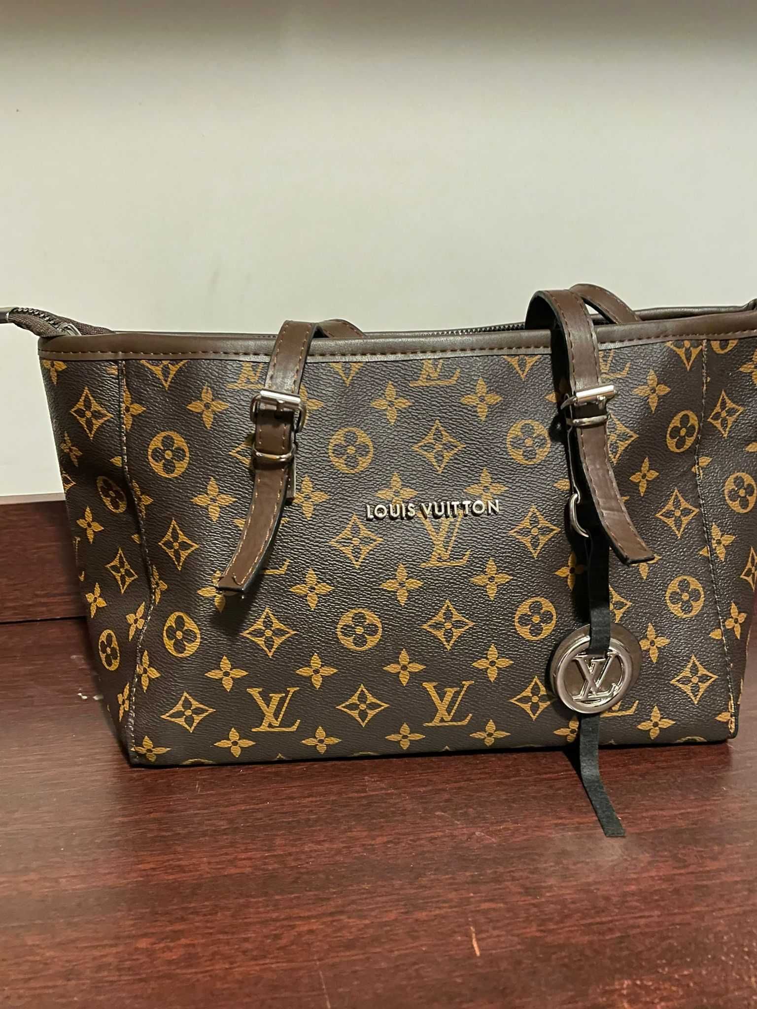 Geanta Louis Vuitton