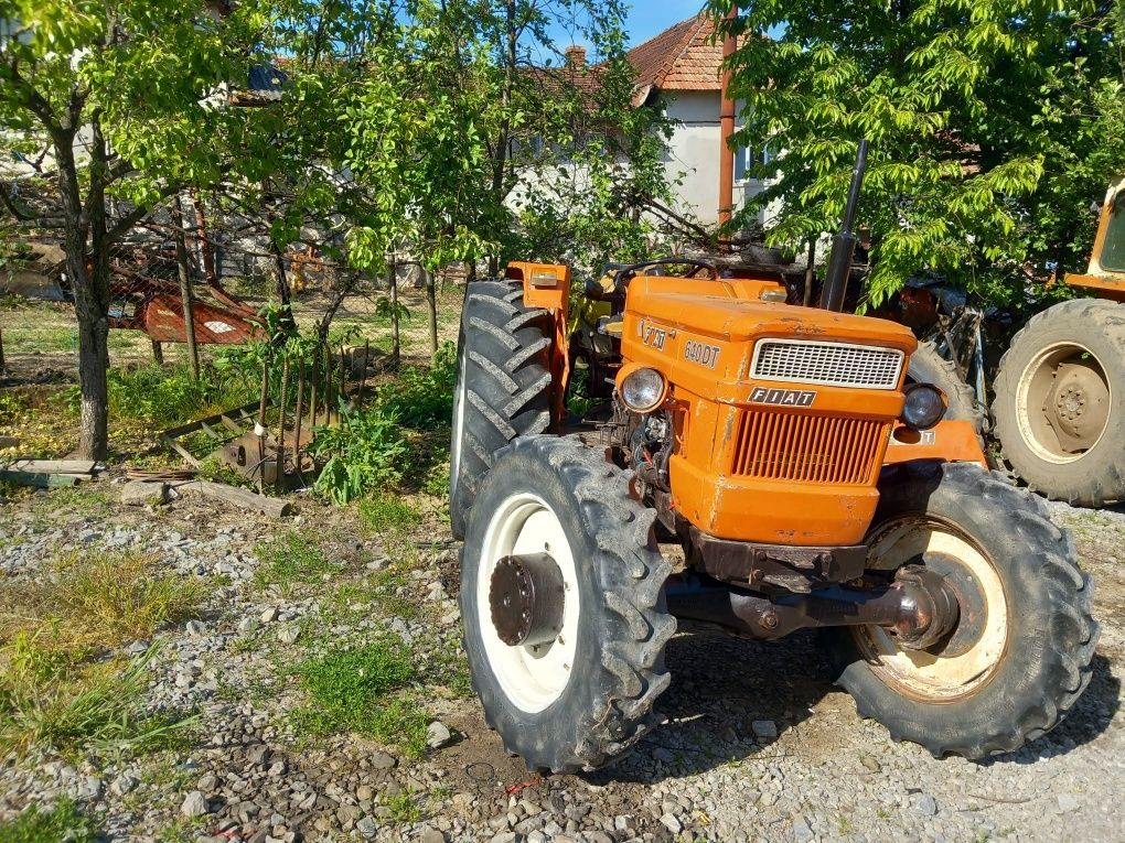 Tractor Fiat 640.  Dt. Acte italia