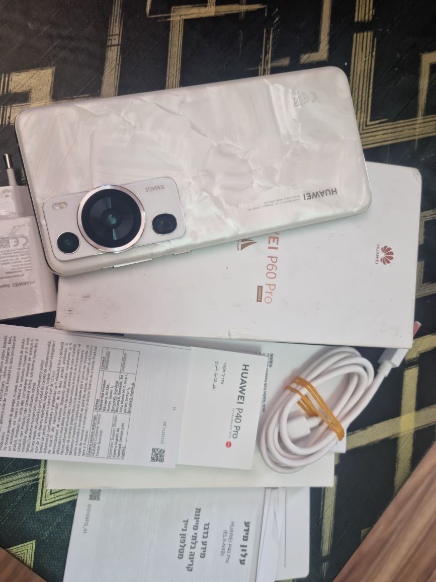 Huawei P60Pro/Alb Perlă 256gb ca nou  full box+husă