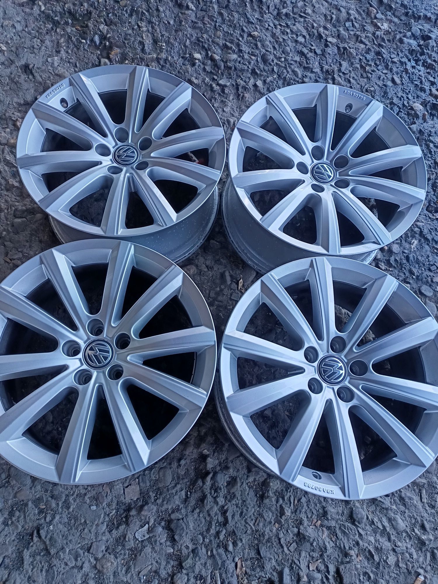 18ц.Оригинални джанти за Vw,Audi 5x112