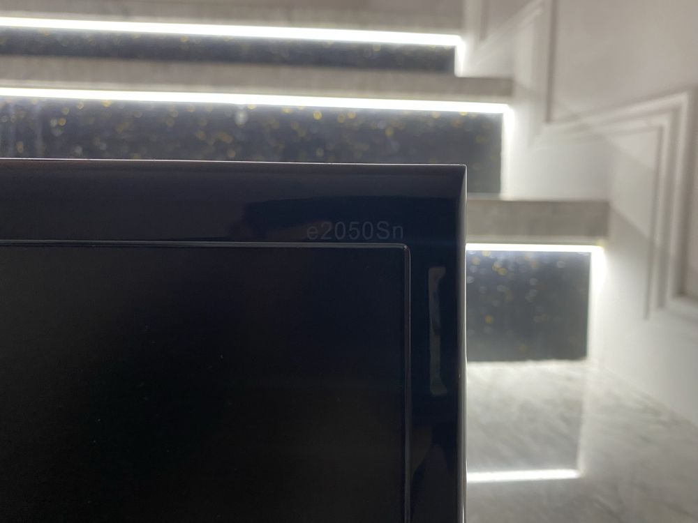 Монитор AOC E2050Sn 75 Гц