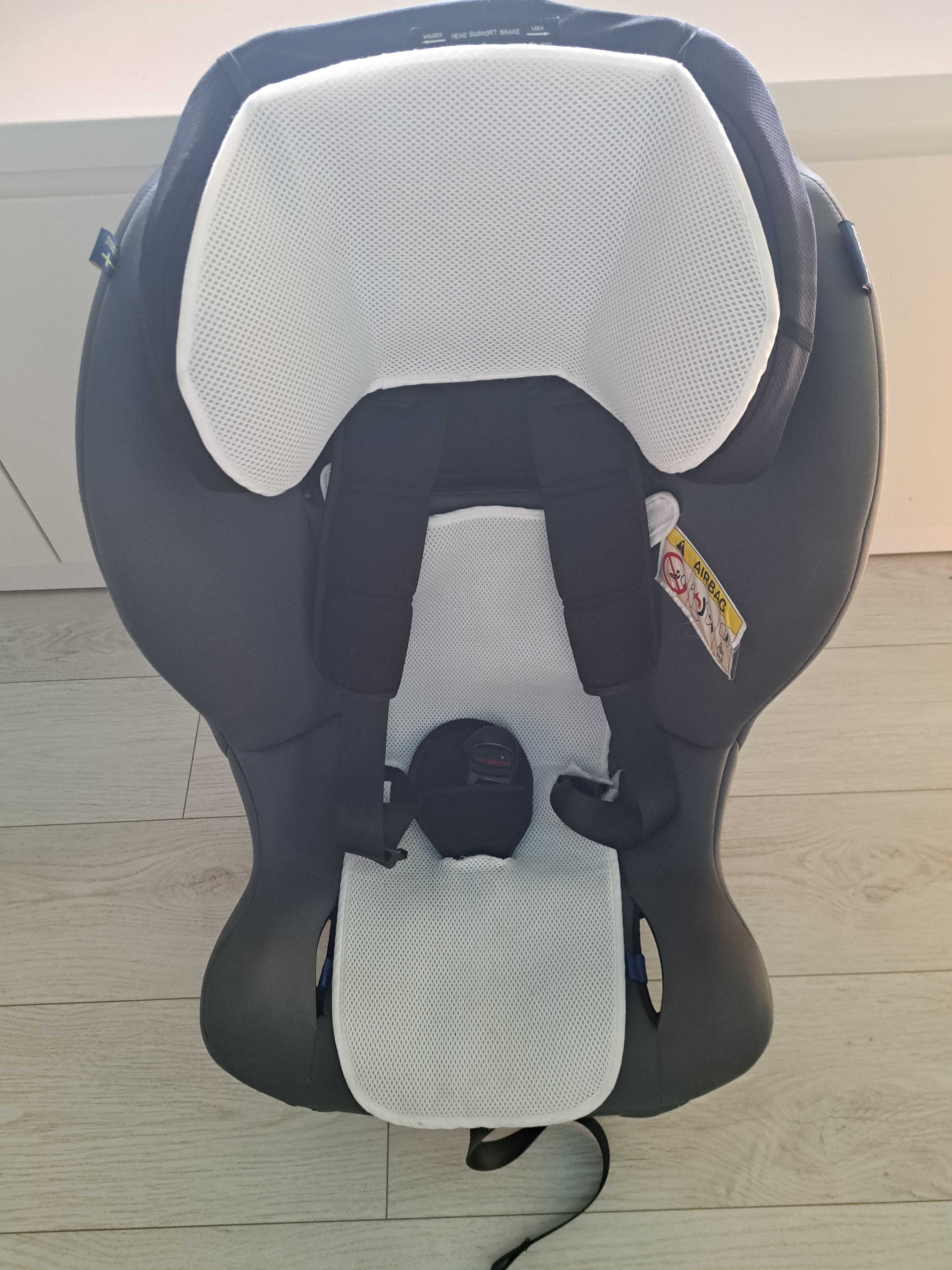 Scaun auto copil rear facing Axkid Minikid One folosit