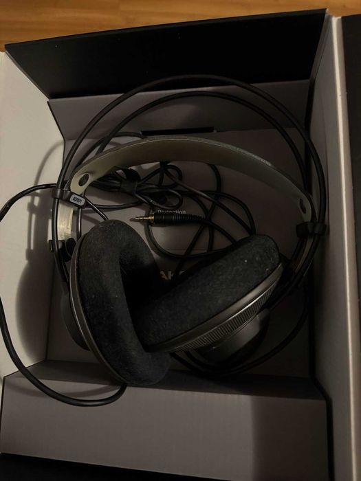 Casti AKG K-612 Pro