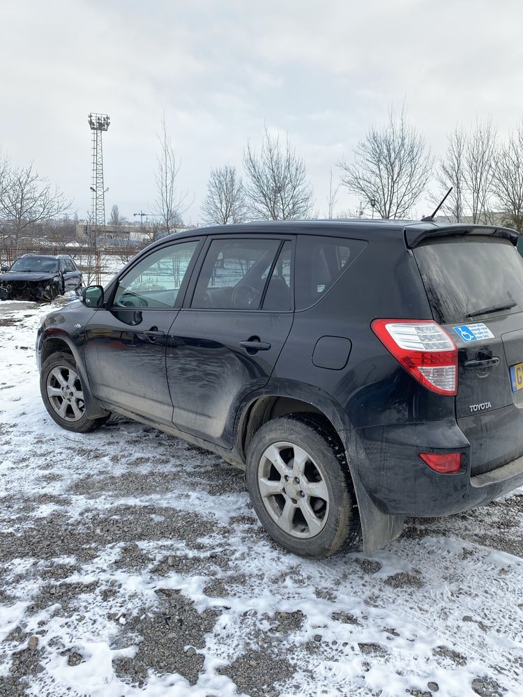 Toyota Rav4 2.2 дизел /4х4 на части!